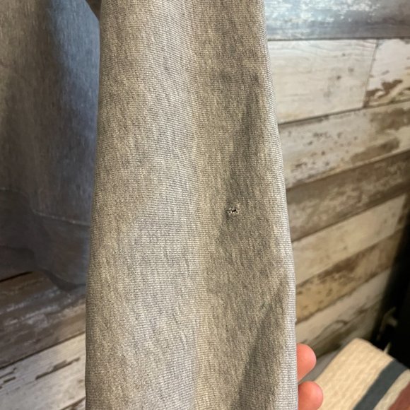 Old Navy Grey Fleece Crew Neck Long Sleeve Sweater - Picture 4 of 7